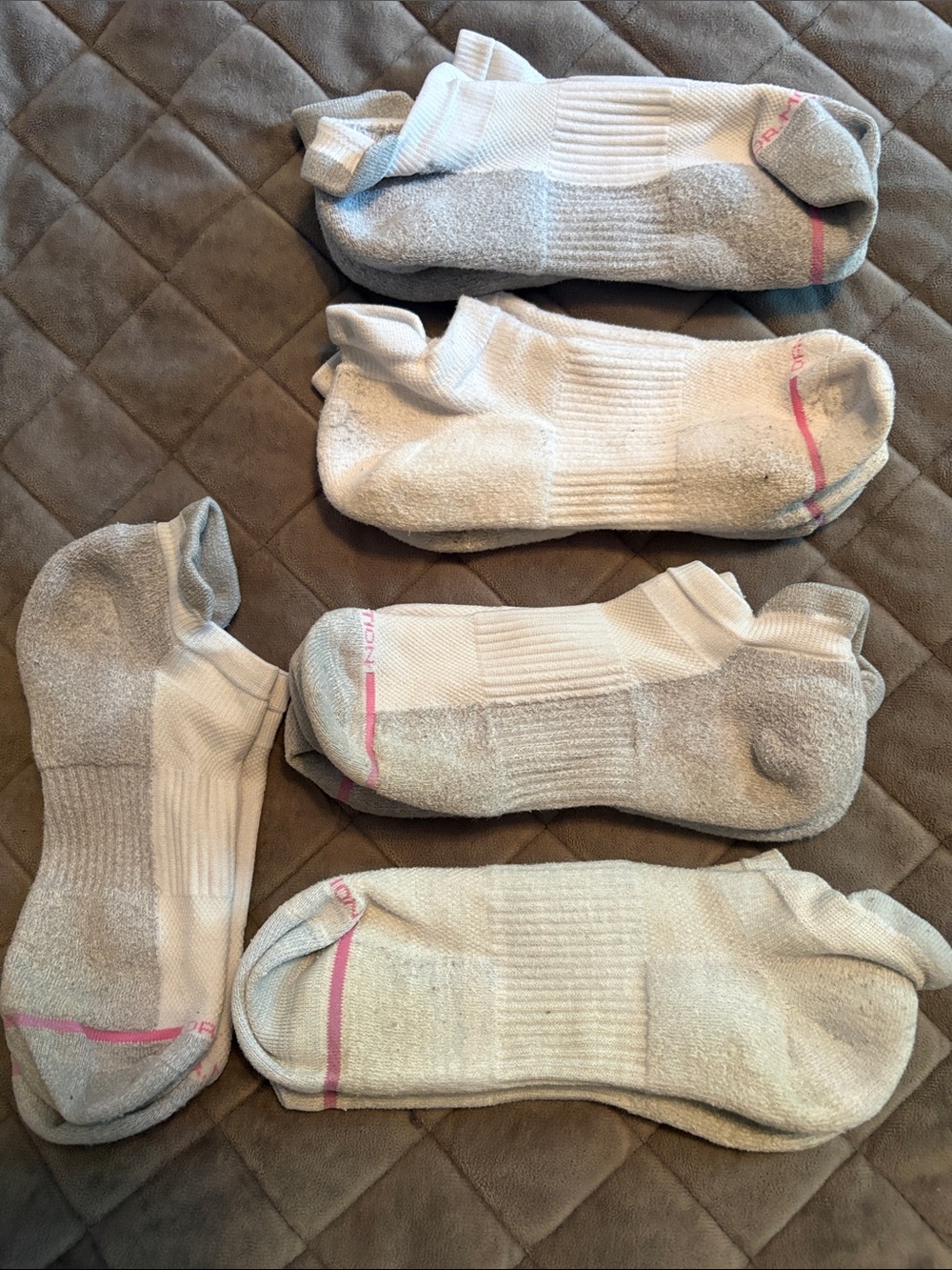 Dr Motion women’s  Low-Cut Athletic Socks - White with Pink Accents